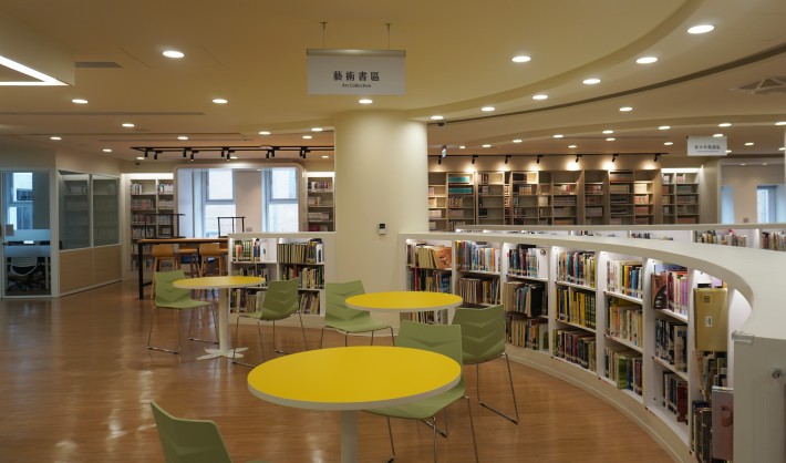 總館藝術書區_0.JPG